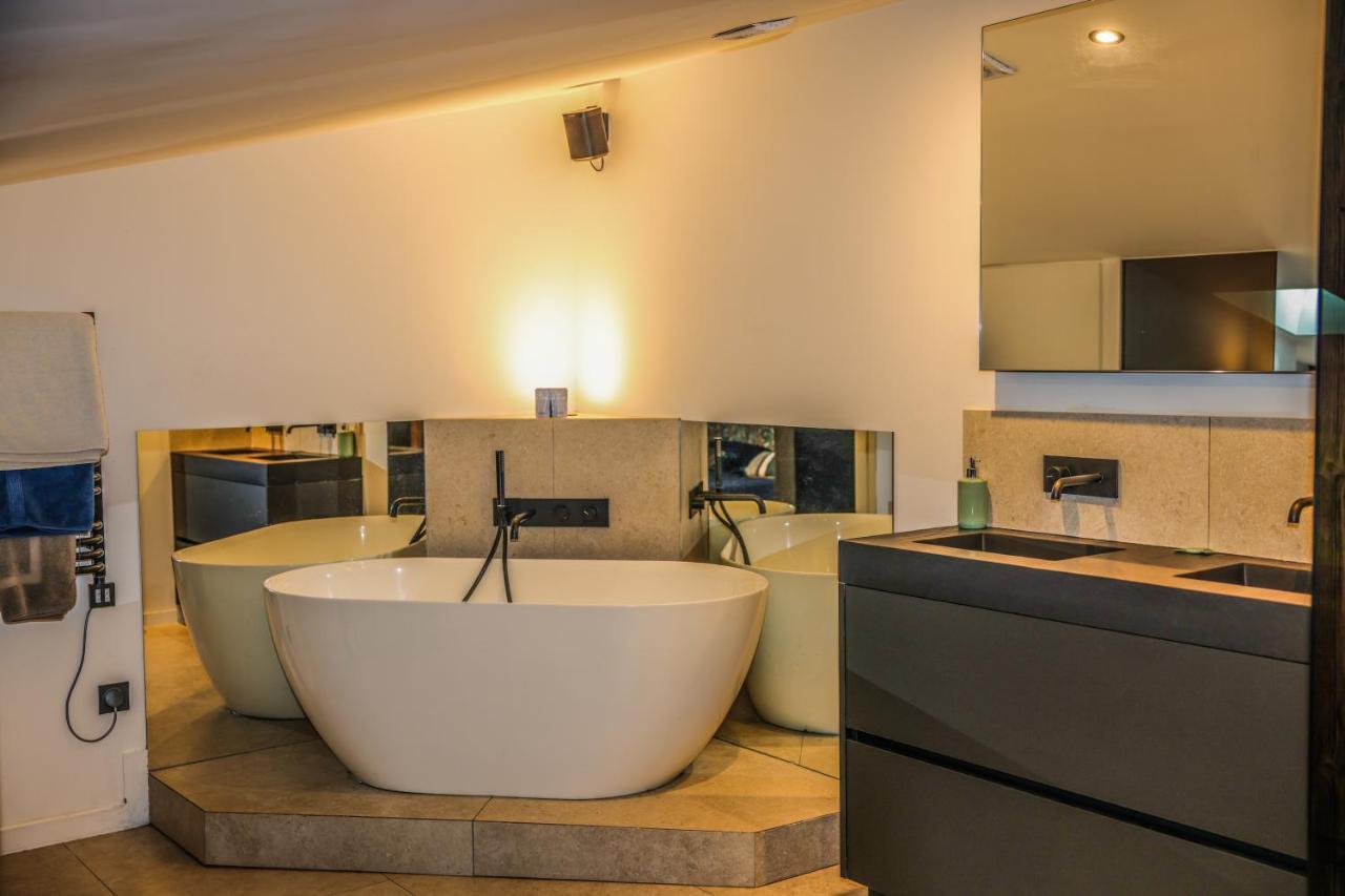 Casa Jungle ! Superb Duplex Apartment, Place Des Lices ! Сен-Тропе Экстерьер фото